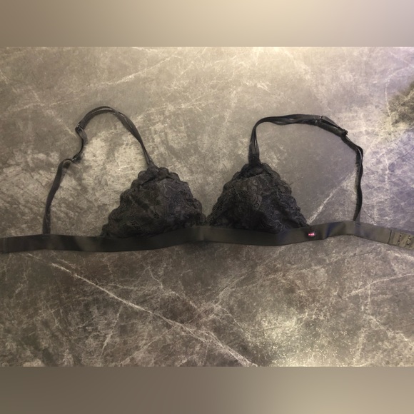 Victoria’s Secret PINK Lace Triangle Bralette - Picture 3 of 6